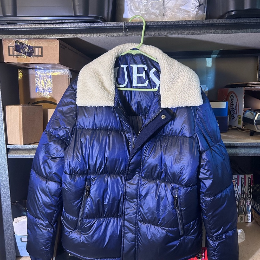 Guess Men's Navy Puffer Jacket with Cream Collar